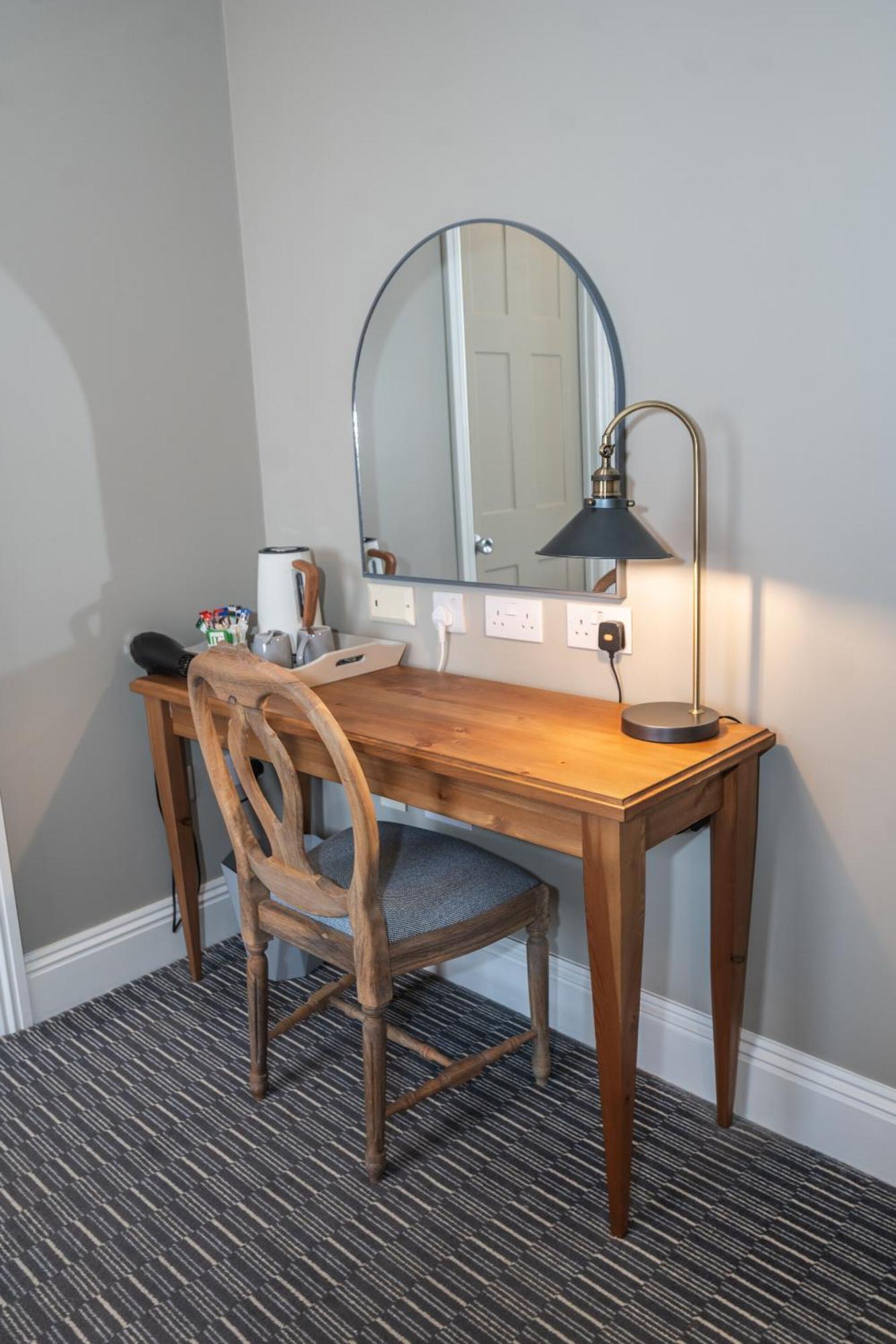 The Lazy Goose - Coffee House & Bedrooms Claypits Værelse billede